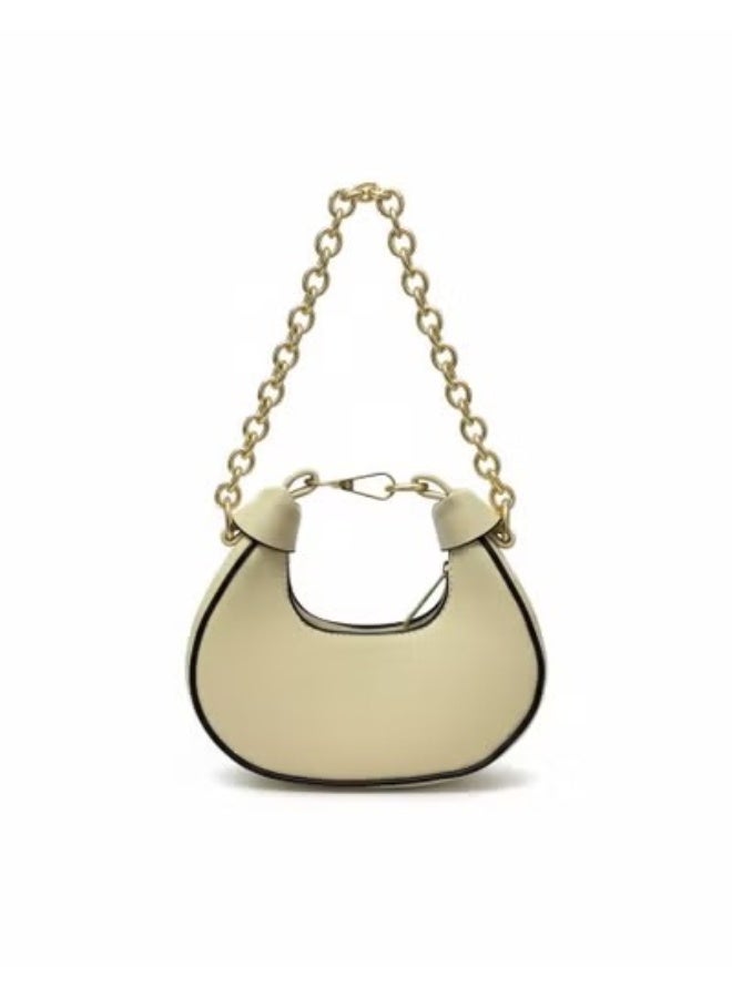 Elegant mini handbag with a modern and chic design